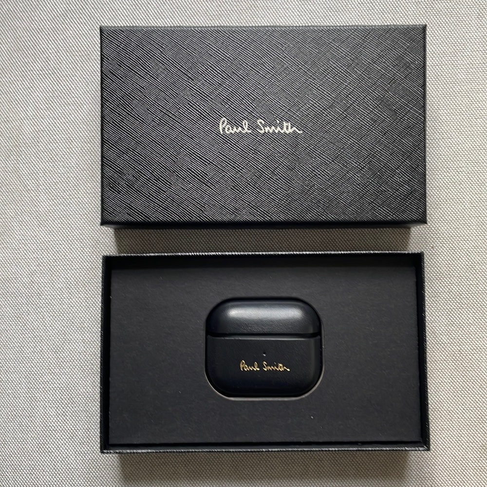 Paul Smith AirPods Pro case